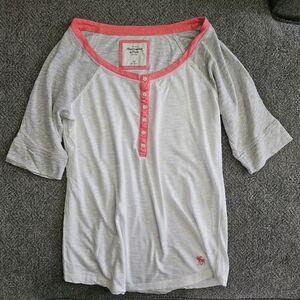 Abercrombie & Fitch Y2k Womens XS Henley 3/4 sleeve Logo Baseball Raglan T-shirt